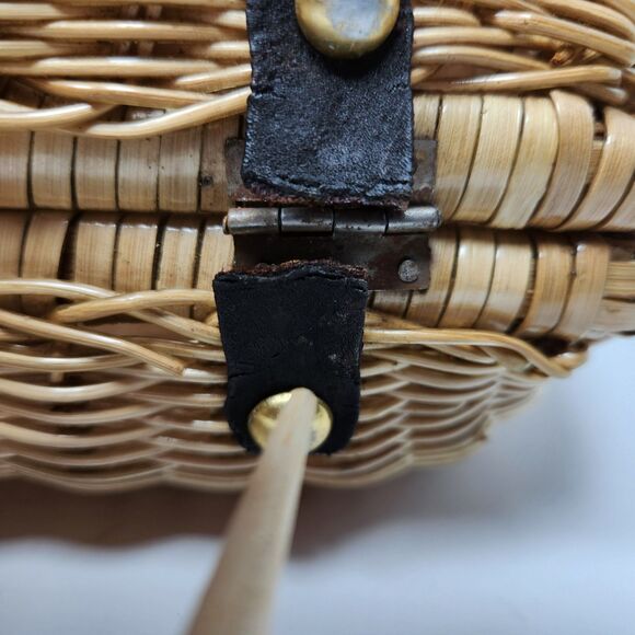 Vintage Simon Wicker Basket Purse Pocketbook Lucite Handle Frame 50's 60's Retro - Picture 8 of 9